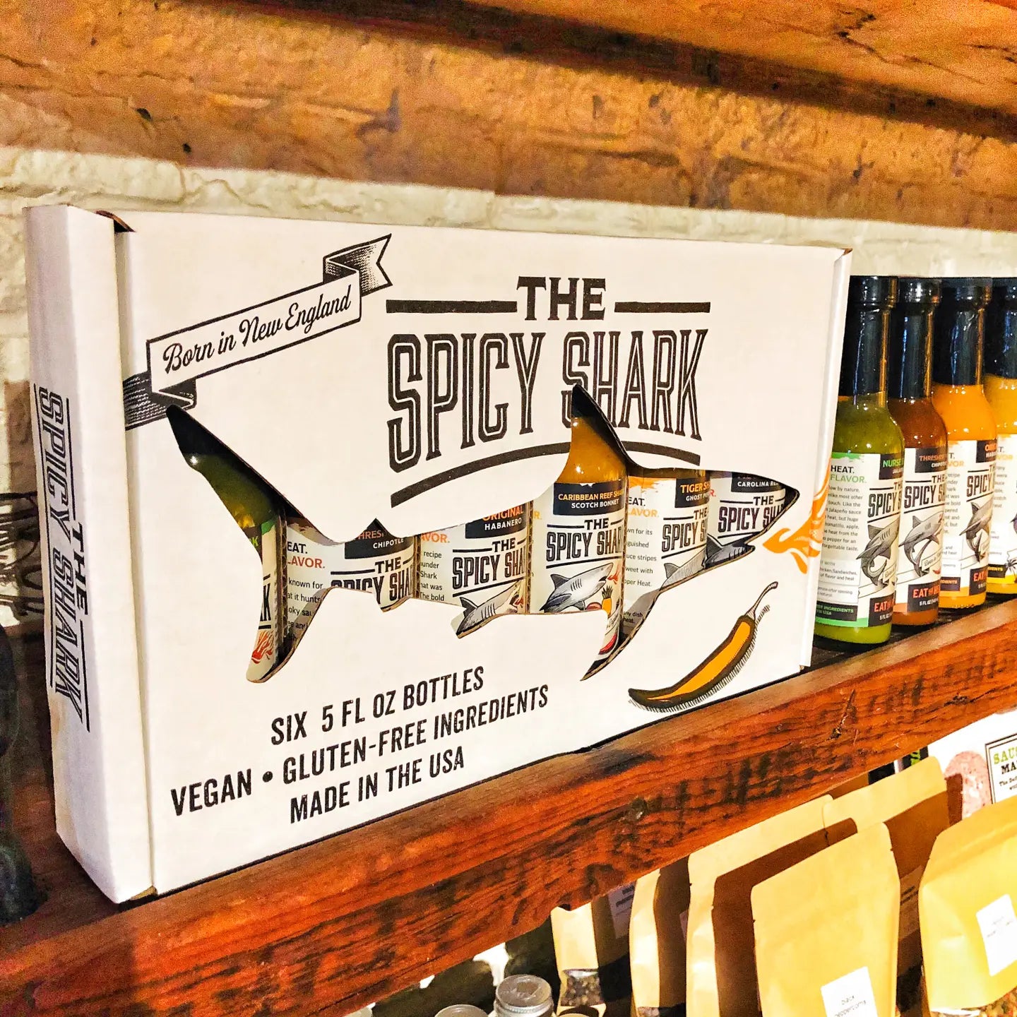 SPICY SHARK | Hot Sauce Gift Box
